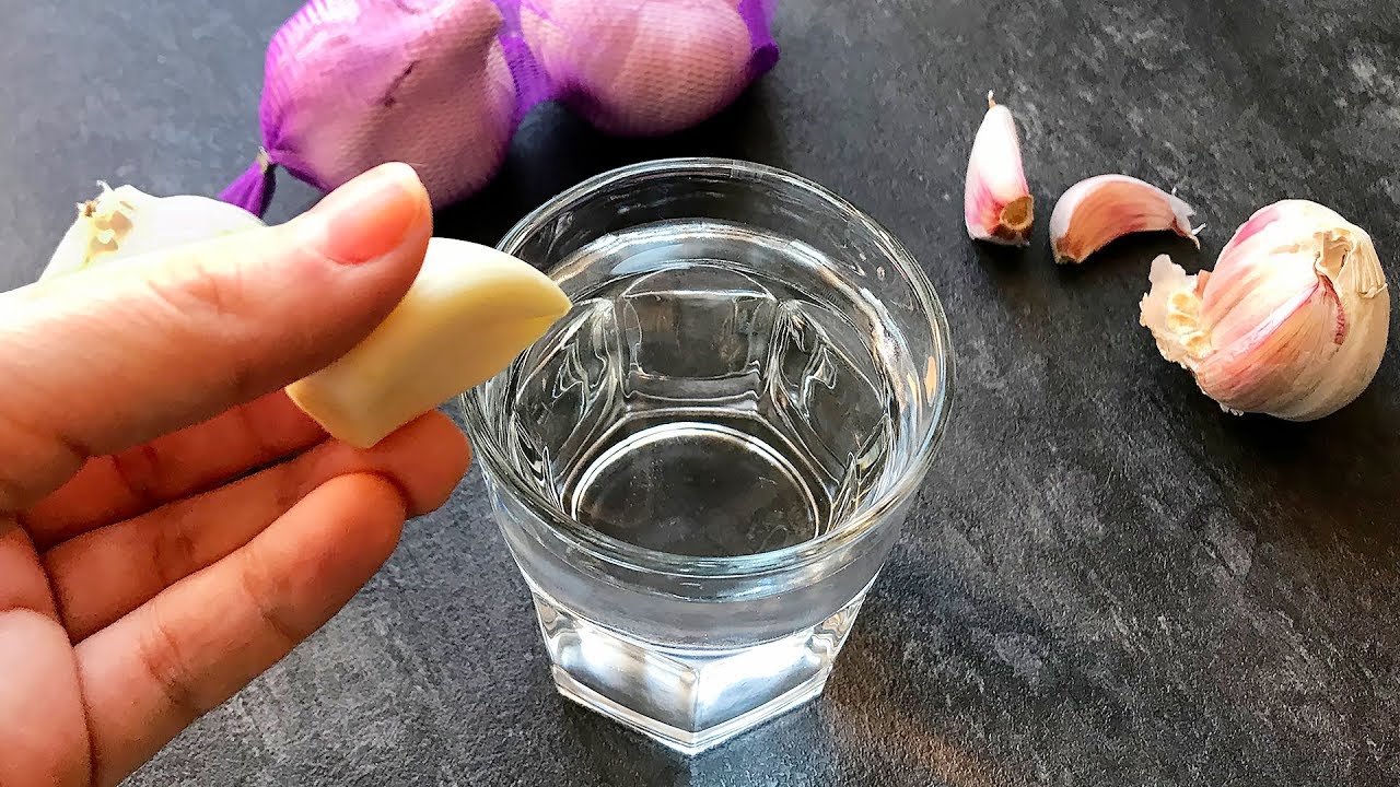 You’ve probably heard that garlic helps fight colds.