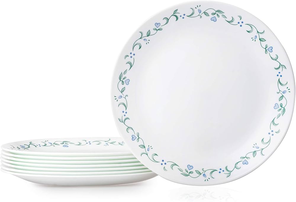 Paper plates are great for serving food at home or even for picnics.
