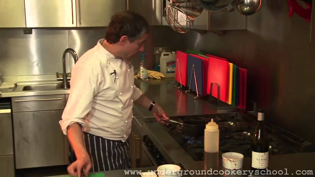 Have you ever tried to thicken tomato sauce for pasta?