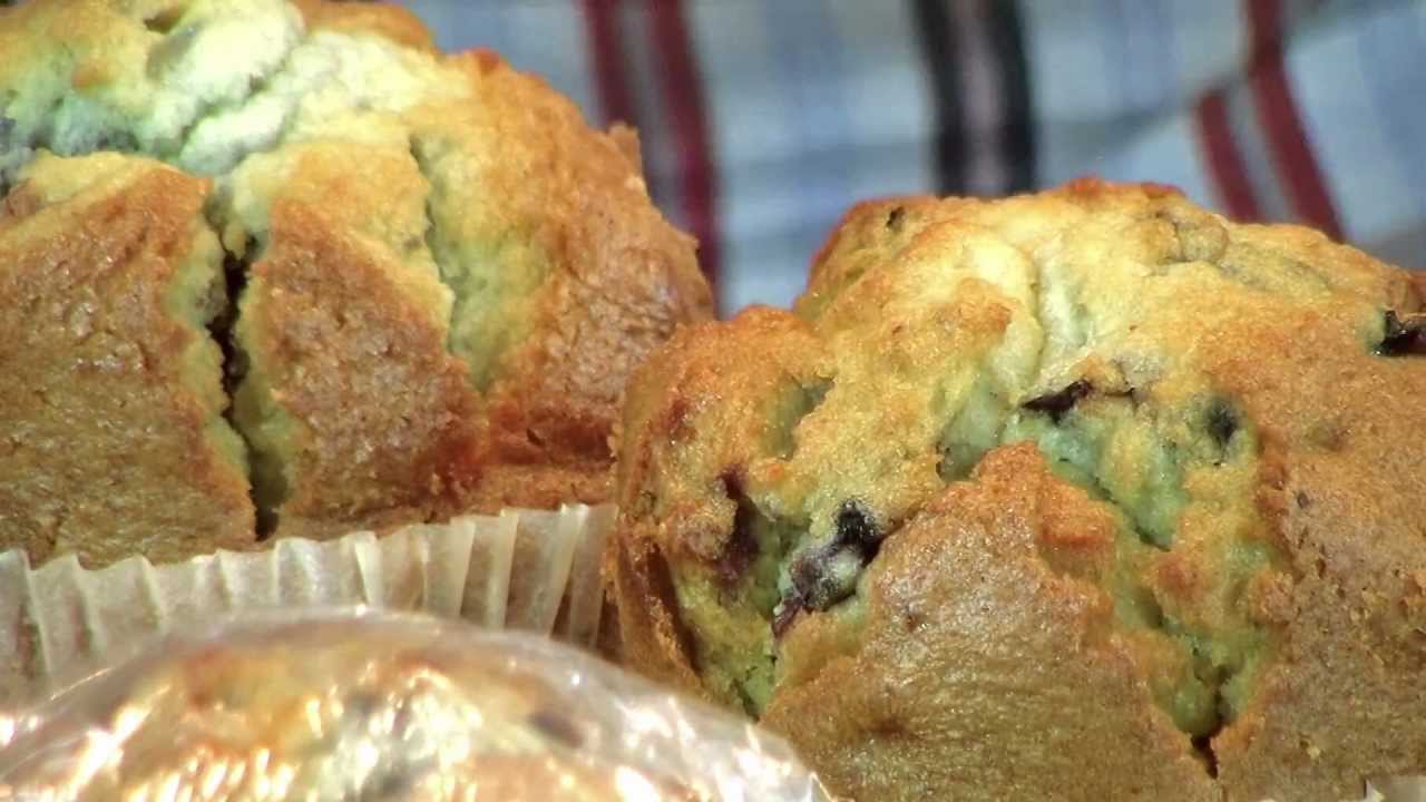 English muffins are great for breakfast or lunch, but they can also be used as snacks.