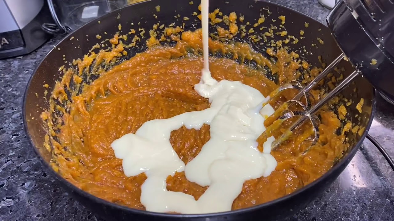 What is the difference between sweet potato pie and pumpkin pie?